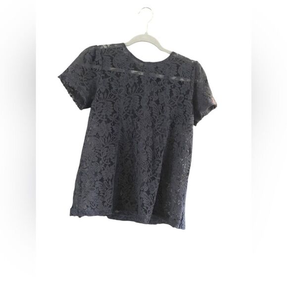 Chelsea 28 Gray Lace Blouse Size Small NWT - Picture 2 of 7
